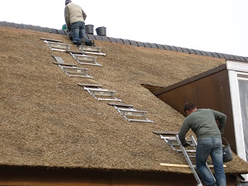 dak vervangen door een dakwerker